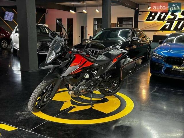 Черный КТМ 390 Adventure, объемом двигателя 0.32 л и пробегом 9 тыс. км за 6800 $, фото 2 на Automoto.ua