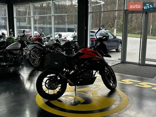 Черный КТМ 390 Adventure, объемом двигателя 0.32 л и пробегом 9 тыс. км за 6800 $, фото 4 на Automoto.ua