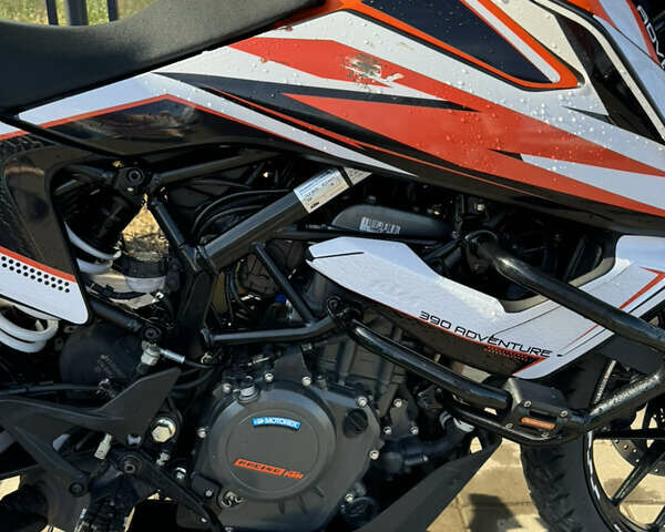 КТМ 390 Adventure, объемом двигателя 0.39 л и пробегом 22 тыс. км за 4900 $, фото 2 на Automoto.ua