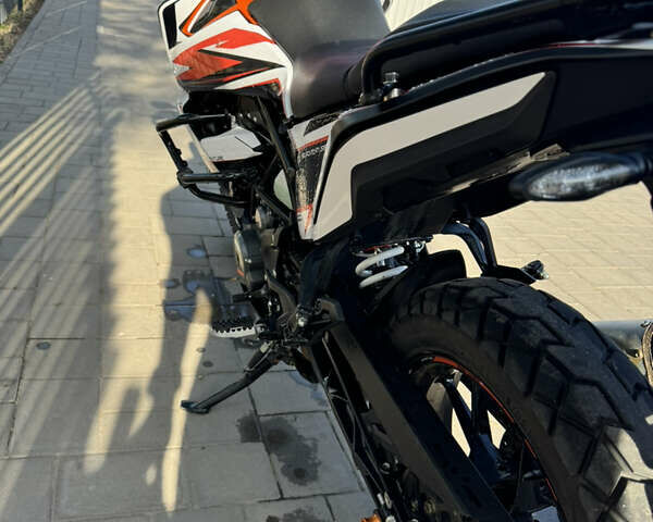 КТМ 390 Adventure, объемом двигателя 0.39 л и пробегом 22 тыс. км за 4900 $, фото 5 на Automoto.ua