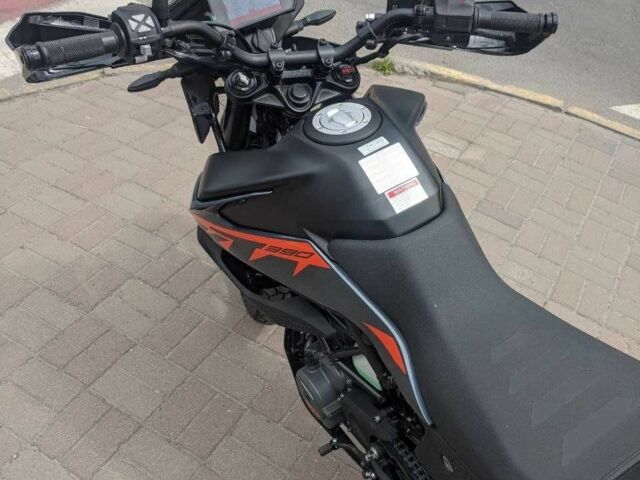 КТМ 390 Adventure, объемом двигателя 0.37 л и пробегом 0 тыс. км за 8121 $, фото 3 на Automoto.ua