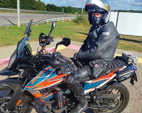 КТМ 390 Adventure, объемом двигателя 0.39 л и пробегом 25 тыс. км за 4400 $, фото 2 на Automoto.ua
