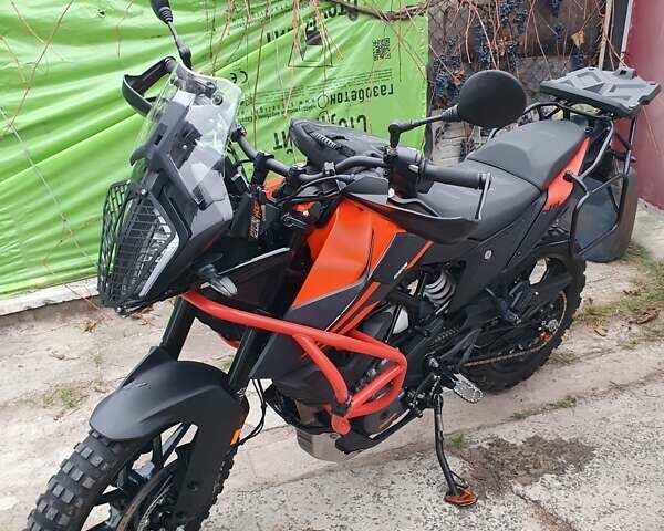 Оранжевый КТМ 390 Adventure, объемом двигателя 0.37 л и пробегом 20 тыс. км за 4600 $, фото 3 на Automoto.ua