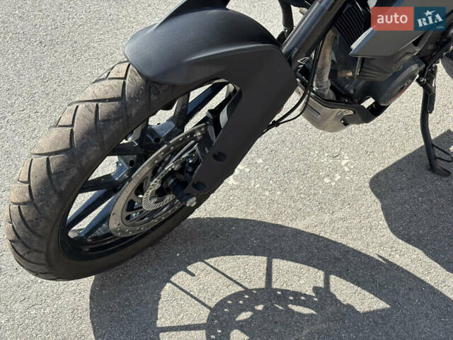 Помаранчевий КТМ 390 Adventure, об'ємом двигуна 0.37 л та пробігом 20 тис. км за 5200 $, фото 11 на Automoto.ua