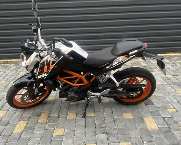 Білий КТМ 390 Duke, об'ємом двигуна 0.39 л та пробігом 14 тис. км за 3500 $, фото 2 на Automoto.ua