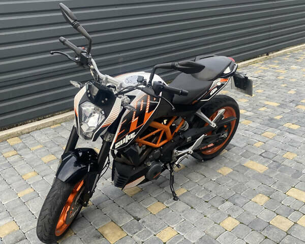 Білий КТМ 390 Duke, об'ємом двигуна 0.39 л та пробігом 14 тис. км за 3500 $, фото 1 на Automoto.ua