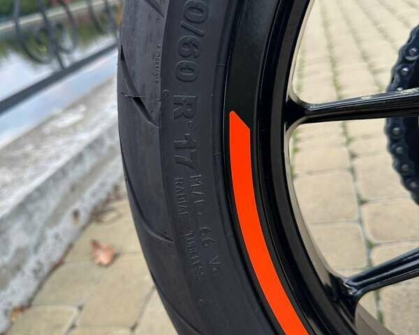 Білий КТМ 390 Duke, об'ємом двигуна 0.4 л та пробігом 1 тис. км за 5500 $, фото 15 на Automoto.ua