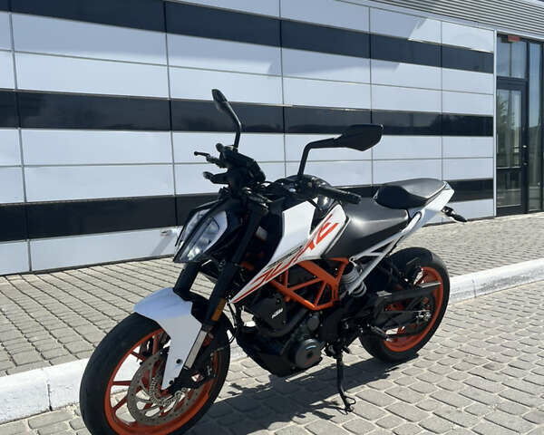 Білий КТМ 390 Duke, об'ємом двигуна 0 л та пробігом 15 тис. км за 4950 $, фото 29 на Automoto.ua