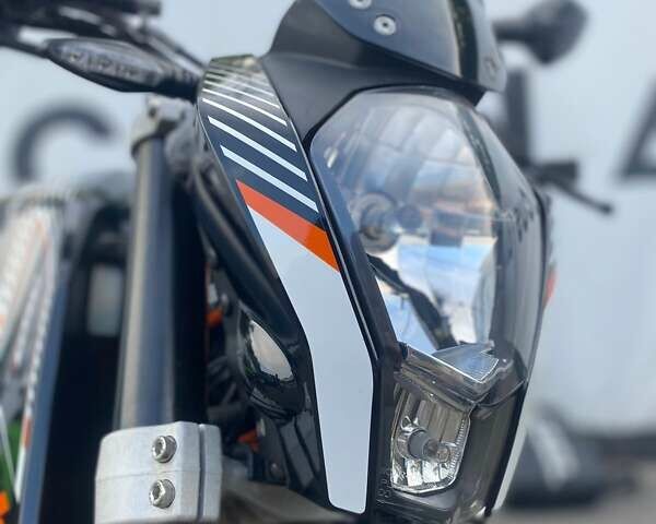 Черный КТМ 390 Duke, объемом двигателя 0 л и пробегом 15 тыс. км за 3800 $, фото 54 на Automoto.ua