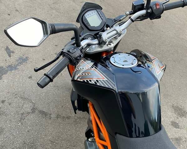 Черный КТМ 390 Duke, объемом двигателя 0 л и пробегом 15 тыс. км за 3800 $, фото 16 на Automoto.ua