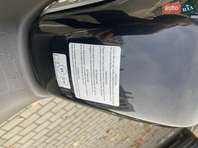 Черный КТМ 390 Duke, объемом двигателя 0.37 л и пробегом 14 тыс. км за 4400 $, фото 7 на Automoto.ua