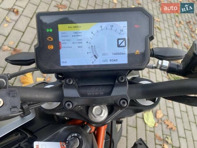 Черный КТМ 390 Duke, объемом двигателя 0.37 л и пробегом 14 тыс. км за 4400 $, фото 5 на Automoto.ua