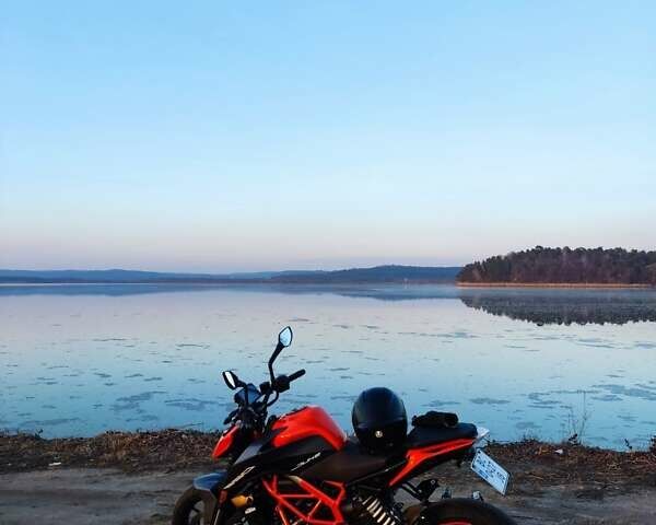 КТМ 390 Duke 2023 в Львове на Automoto.ua Черный КТМ 390 Duke, объемом двигателя 0.37 л и пробегом 5 тыс. км за 5800 $, фото 8 на Automoto.ua