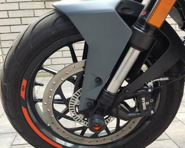 КТМ 390 Duke 2023 в Львове на Automoto.ua Черный КТМ 390 Duke, объемом двигателя 0.37 л и пробегом 5 тыс. км за 5800 $, фото 12 на Automoto.ua