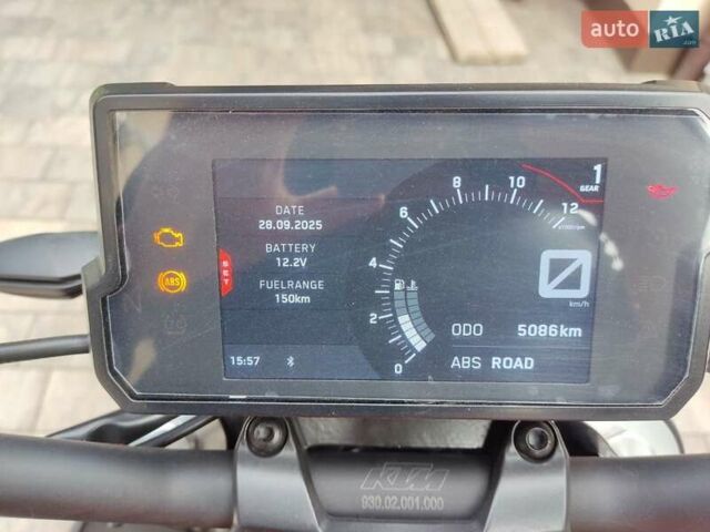 КТМ 390 Duke 2023 в Львове на Automoto.ua Черный КТМ 390 Duke, объемом двигателя 0.37 л и пробегом 5 тыс. км за 5800 $, фото 1 на Automoto.ua