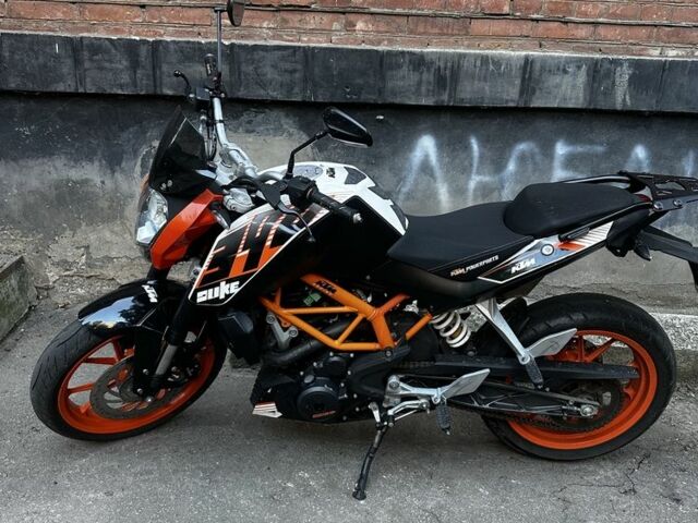 КТМ 390 Duke, объемом двигателя 0.39 л и пробегом 0 тыс. км за 3500 $, фото 2 на Automoto.ua
