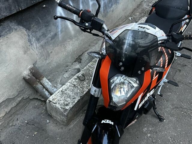 КТМ 390 Duke, объемом двигателя 0.39 л и пробегом 0 тыс. км за 3500 $, фото 5 на Automoto.ua
