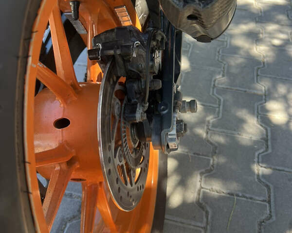 КТМ 390 Duke, объемом двигателя 0.39 л и пробегом 25 тыс. км за 3800 $, фото 11 на Automoto.ua
