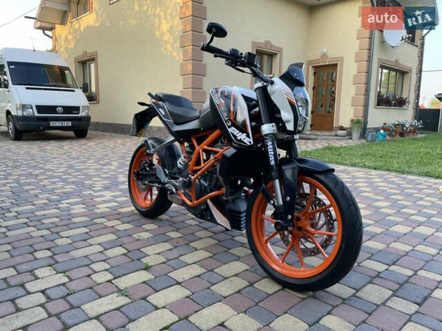 КТМ 390 Duke, об'ємом двигуна 0.39 л та пробігом 4 тис. км за 4850 $, фото 1 на Automoto.ua