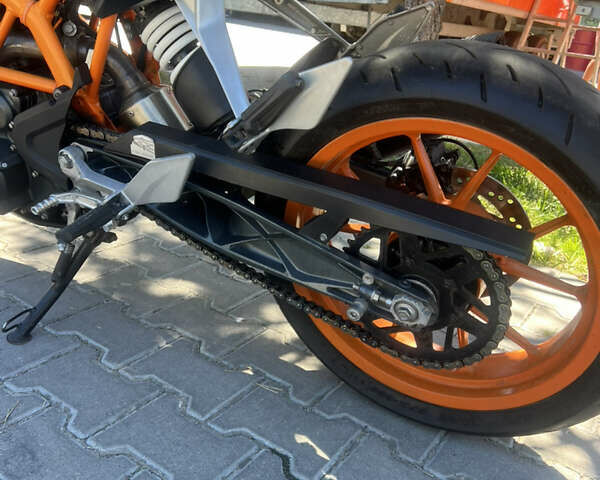 КТМ 390 Duke, объемом двигателя 0.39 л и пробегом 25 тыс. км за 3800 $, фото 10 на Automoto.ua