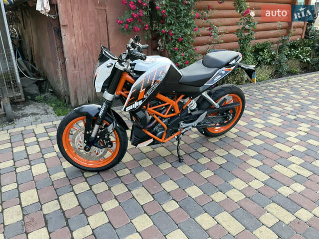КТМ 390 Duke, об'ємом двигуна 0.39 л та пробігом 4 тис. км за 4850 $, фото 4 на Automoto.ua