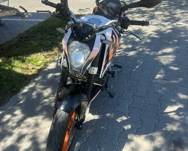 КТМ 390 Duke, объемом двигателя 0.39 л и пробегом 25 тыс. км за 3800 $, фото 4 на Automoto.ua