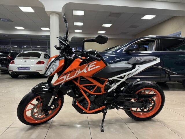 КТМ 390 Duke, объемом двигателя 0.38 л и пробегом 0 тыс. км за 4500 $, фото 2 на Automoto.ua