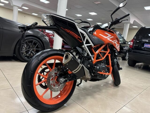 КТМ 390 Duke, объемом двигателя 0.38 л и пробегом 0 тыс. км за 4500 $, фото 4 на Automoto.ua