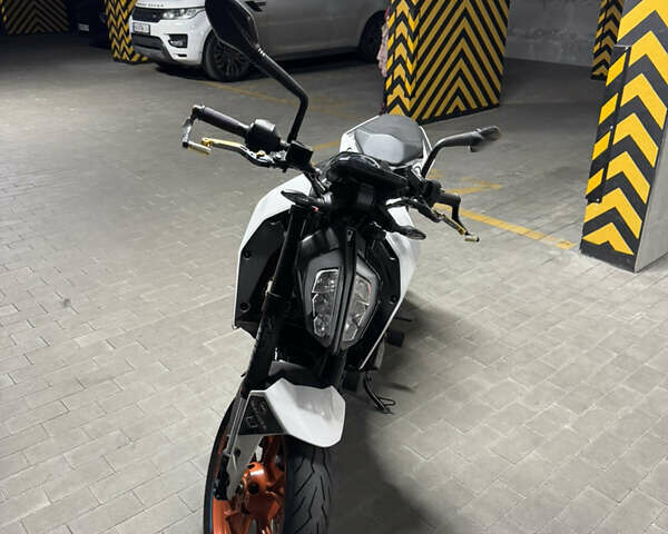 КТМ 390 Duke 2020 в Киеве на Automoto.ua КТМ 390 Duke, объемом двигателя 0.39 л и пробегом 13 тыс. км за 4200 $, фото 3 на Automoto.ua