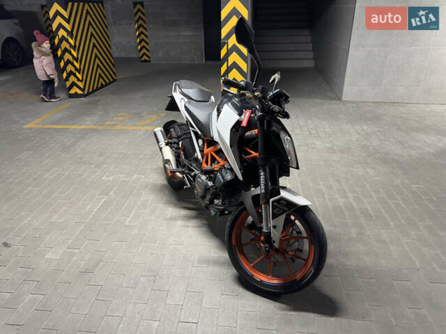 КТМ 390 Duke 2020 в Киеве на Automoto.ua КТМ 390 Duke, объемом двигателя 0.39 л и пробегом 13 тыс. км за 4200 $, фото 11 на Automoto.ua