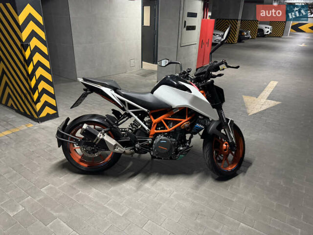 КТМ 390 Duke 2020 в Киеве на Automoto.ua КТМ 390 Duke, объемом двигателя 0.39 л и пробегом 13 тыс. км за 4200 $, фото 12 на Automoto.ua