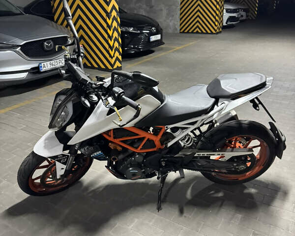 КТМ 390 Duke 2020 в Киеве на Automoto.ua КТМ 390 Duke, объемом двигателя 0.39 л и пробегом 13 тыс. км за 4200 $, фото 1 на Automoto.ua