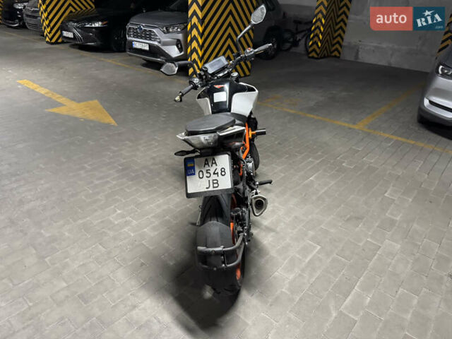 КТМ 390 Duke 2020 в Киеве на Automoto.ua КТМ 390 Duke, объемом двигателя 0.39 л и пробегом 13 тыс. км за 4200 $, фото 6 на Automoto.ua
