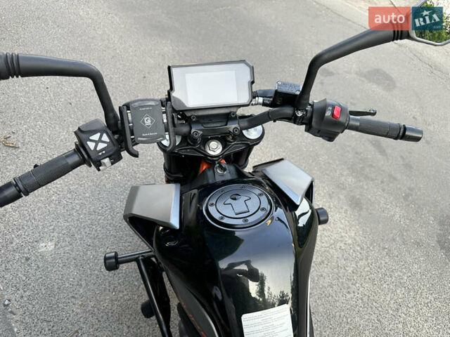 КТМ 390 Duke, объемом двигателя 0 л и пробегом 19 тыс. км за 4700 $, фото 7 на Automoto.ua