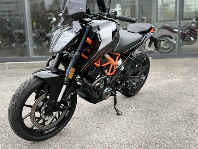 КТМ 390 Duke, объемом двигателя 0.4 л и пробегом 0 тыс. км за 5200 $, фото 5 на Automoto.ua