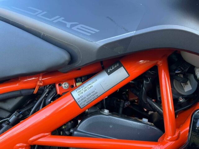 КТМ 390 Duke, объемом двигателя 0.37 л и пробегом 0 тыс. км за 5200 $, фото 11 на Automoto.ua