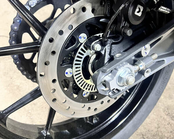 КТМ 390 Duke, объемом двигателя 0.39 л и пробегом 1 тыс. км за 5700 $, фото 3 на Automoto.ua