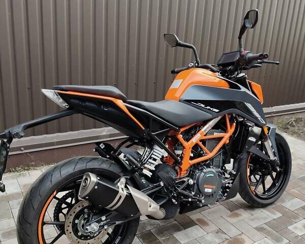 КТМ 390 Duke 2023 в Буче на Automoto.ua КТМ 390 Duke, объемом двигателя 0.4 л и пробегом 1 тыс. км за 5900 $, фото 9 на Automoto.ua