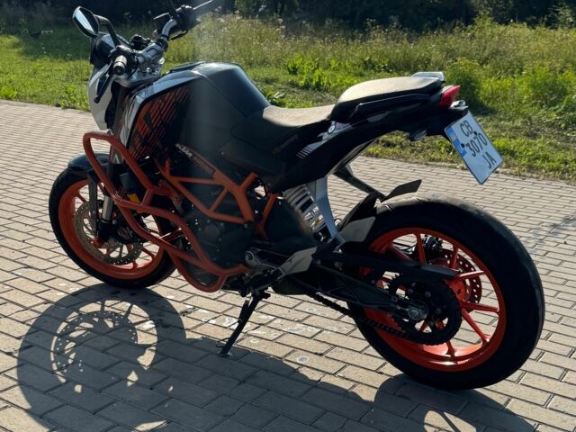 КТМ 390 Duke, объемом двигателя 0.39 л и пробегом 0 тыс. км за 3400 $, фото 5 на Automoto.ua