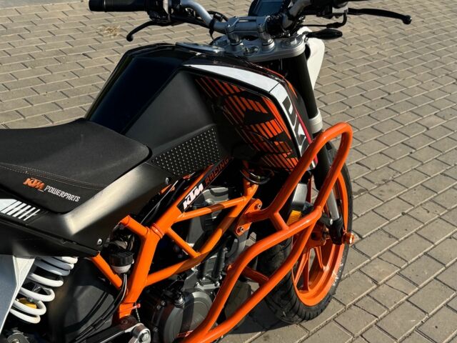 КТМ 390 Duke, объемом двигателя 0.39 л и пробегом 0 тыс. км за 3400 $, фото 4 на Automoto.ua