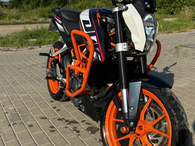 КТМ 390 Duke, объемом двигателя 0.39 л и пробегом 0 тыс. км за 3400 $, фото 1 на Automoto.ua