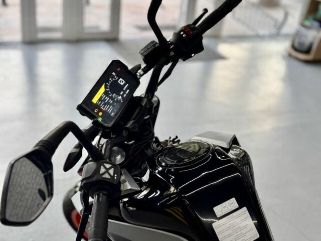 КТМ 390 Duke, объемом двигателя 0.39 л и пробегом 0 тыс. км за 4400 $, фото 4 на Automoto.ua
