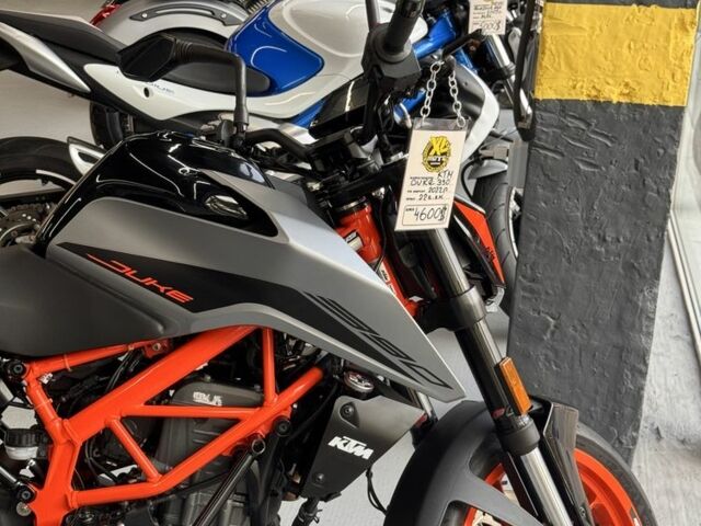 КТМ 390 Duke, объемом двигателя 0.39 л и пробегом 0 тыс. км за 4400 $, фото 7 на Automoto.ua