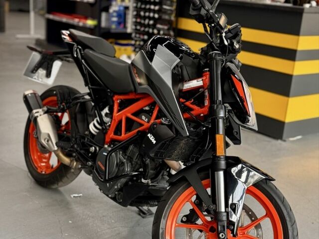 КТМ 390 Duke, объемом двигателя 0.39 л и пробегом 0 тыс. км за 4400 $, фото 1 на Automoto.ua