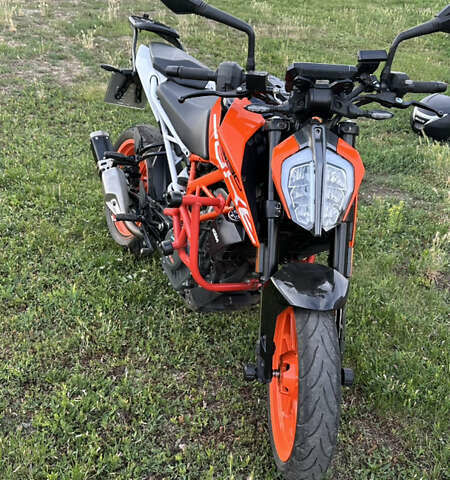 КТМ 390 Duke, объемом двигателя 0 л и пробегом 4 тыс. км за 5000 $, фото 5 на Automoto.ua