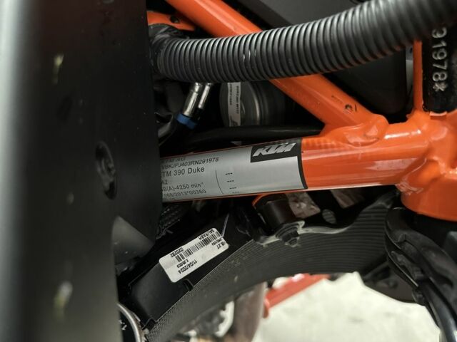 КТМ 390 Duke, об'ємом двигуна 0.39 л та пробігом 0 тис. км за 7400 $, фото 12 на Automoto.ua