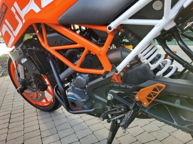 КТМ 390 Duke, объемом двигателя 0.39 л и пробегом 0 тыс. км за 4650 $, фото 9 на Automoto.ua