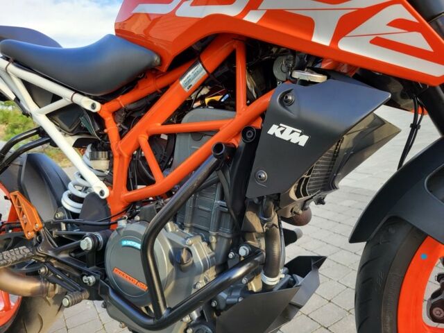 КТМ 390 Duke, объемом двигателя 0.39 л и пробегом 0 тыс. км за 4650 $, фото 4 на Automoto.ua