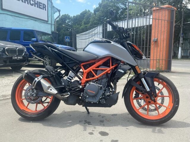 КТМ 390 Duke, объемом двигателя 0.39 л и пробегом 0 тыс. км за 4599 $, фото 3 на Automoto.ua