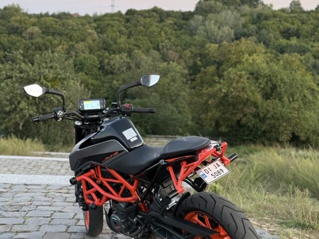 КТМ 390 Duke, объемом двигателя 0.39 л и пробегом 0 тыс. км за 4899 $, фото 5 на Automoto.ua
